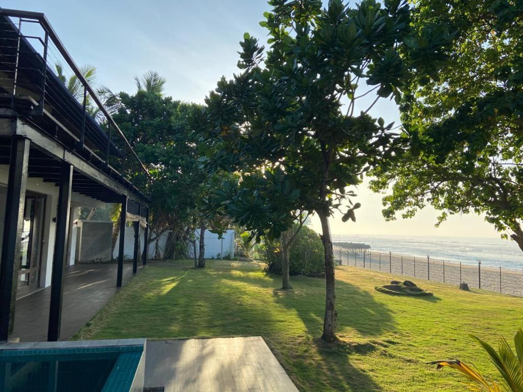Solas Surf Ahangama Bagian luar foto