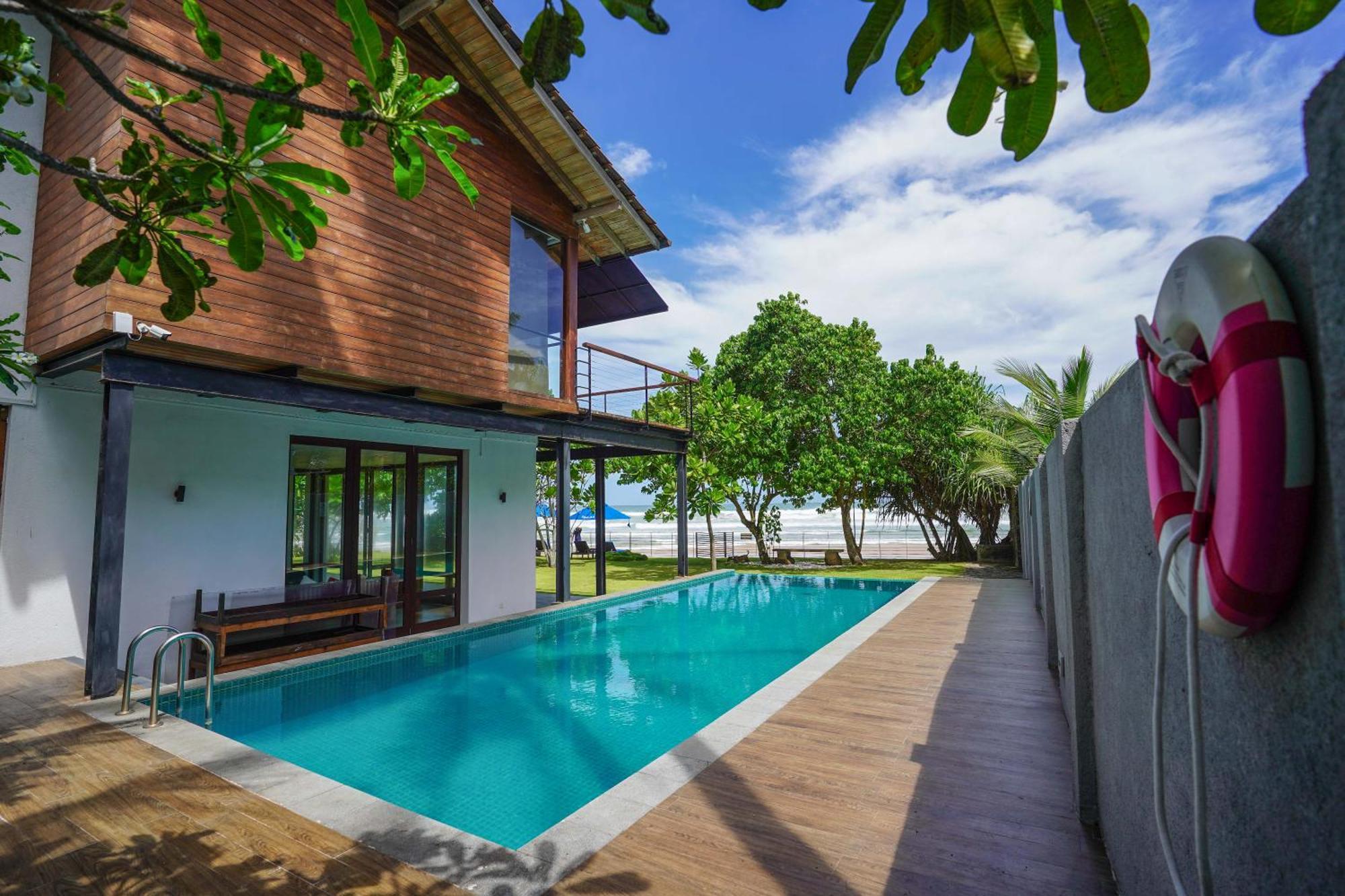 Solas Surf Ahangama Bagian luar foto