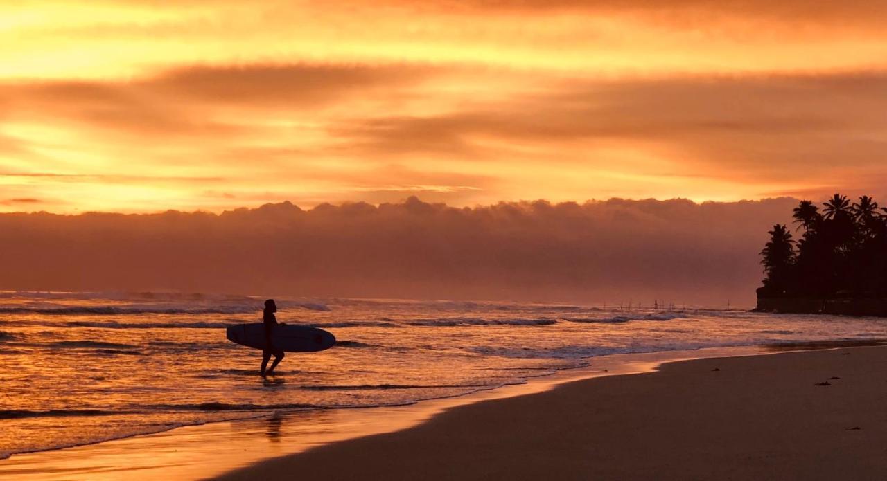 Solas Surf Ahangama Bagian luar foto